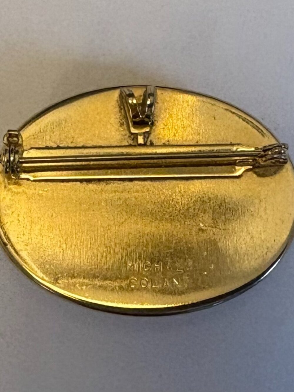MG Pin/Pendant - Picture 2 of 2